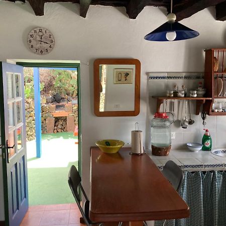 Casas Anton & Maria Guest House El Pinar  Exterior photo